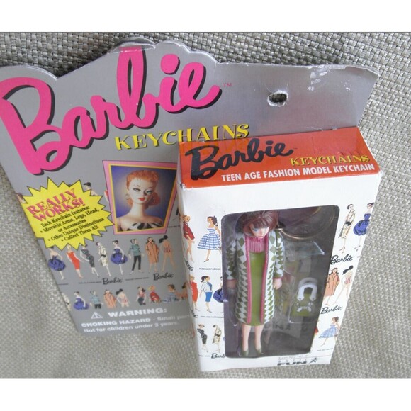 NEW 1995 VINTAGE by BASIC FUN #705-0, BARBIE POODLE PARADE MODEL KEYCHAIN (4") - Picture 4 of 8